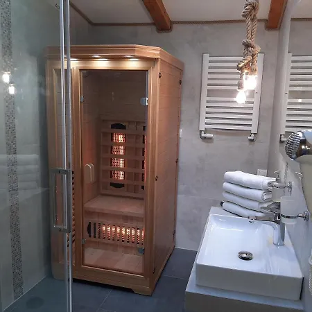 Rosa-apartamenty Z Prywatna Sauna 别墅 斯克拉斯卡波伦巴