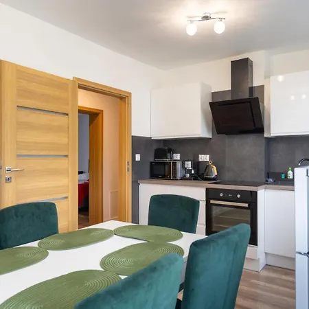 Вілла Rosa-apartamenty Z Prywatna Sauna
